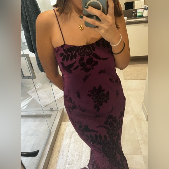 SHIBA DRESS - Picture 3 of 4